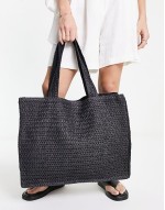 straw woven shoulder beach tote bag in black