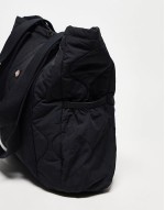 thorsby quilted tote bag in black