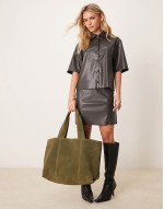 suede boxy tote bag in green
