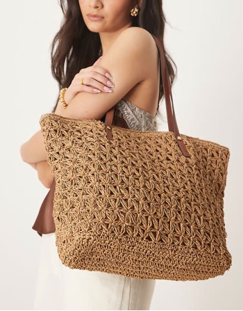 large beach straw tote bag in beige