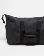 14200 unisex waterproof weekend duffel bag in black